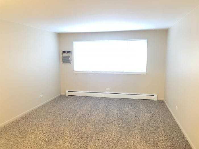 1479 Meyer St - 6 - Photo 2 of 8