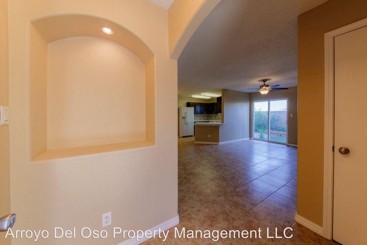 727 Mesa Del Rio St Nw - Photo 2 of 28