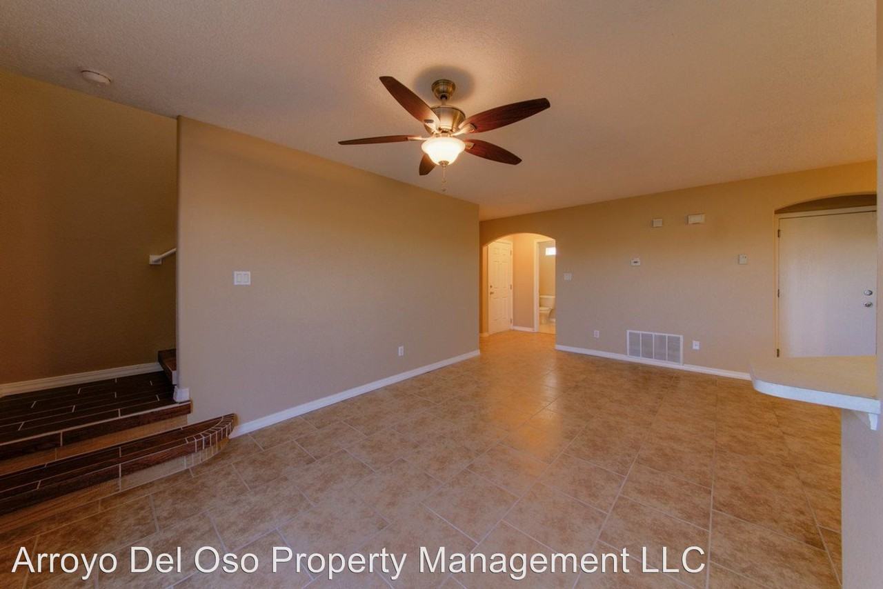 727 Mesa Del Rio St Nw - Photo 3 of 28