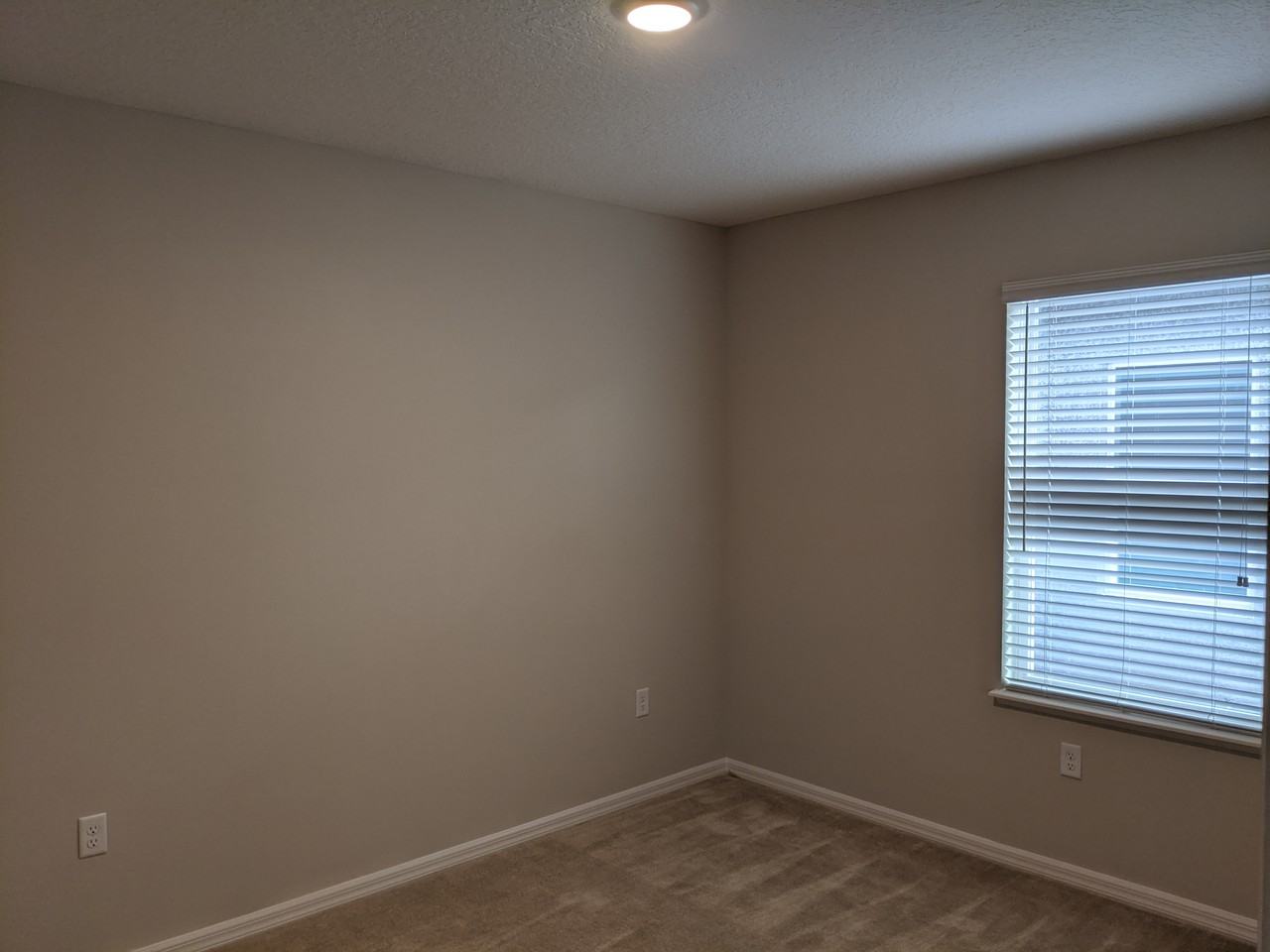 544 Pinecrest Loop - Photo 3 of 12