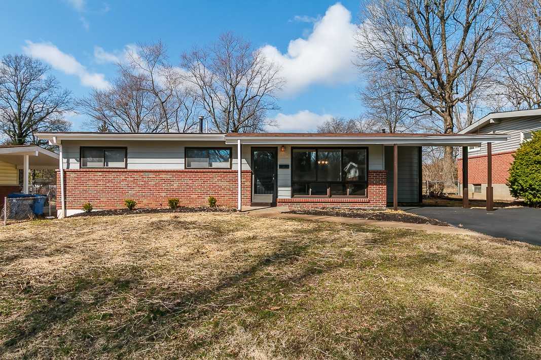 425 Saint Edward Ln - Photo 2 of 29