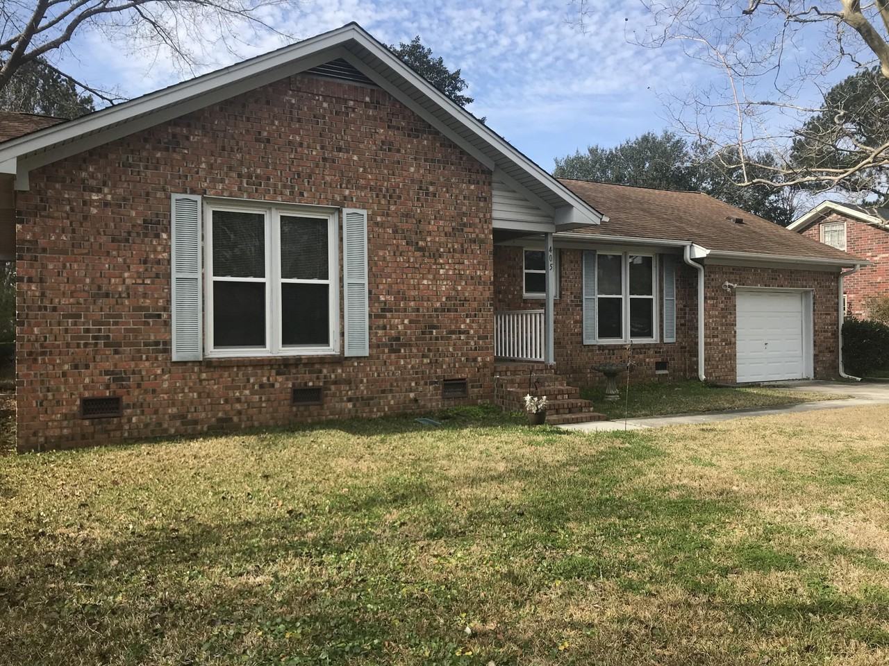 405 Kershaw Rd, Sangaree, SC 29486 3 Bedroom House for 2,000/month Zumper