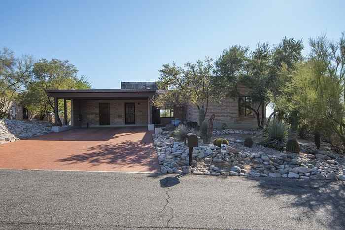 4850 North Vía Serenidad - Photo 3 of 50