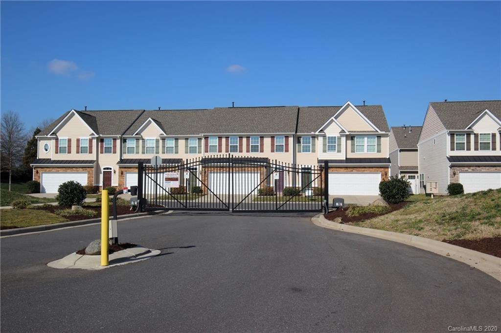 2436 Silverthorn Drive