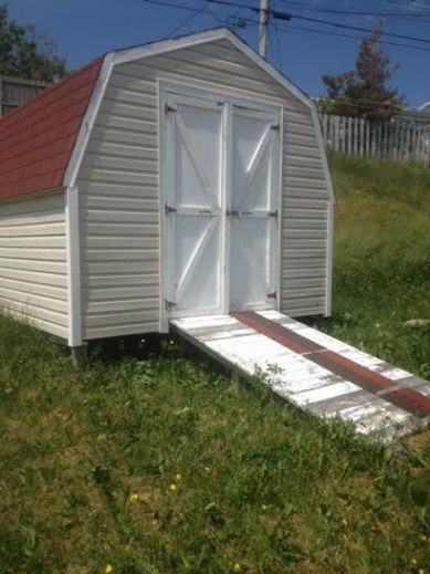 34 Greenspond Dr – Bright 3 Bdrm in Cowan Heights - Photo 2 of 3