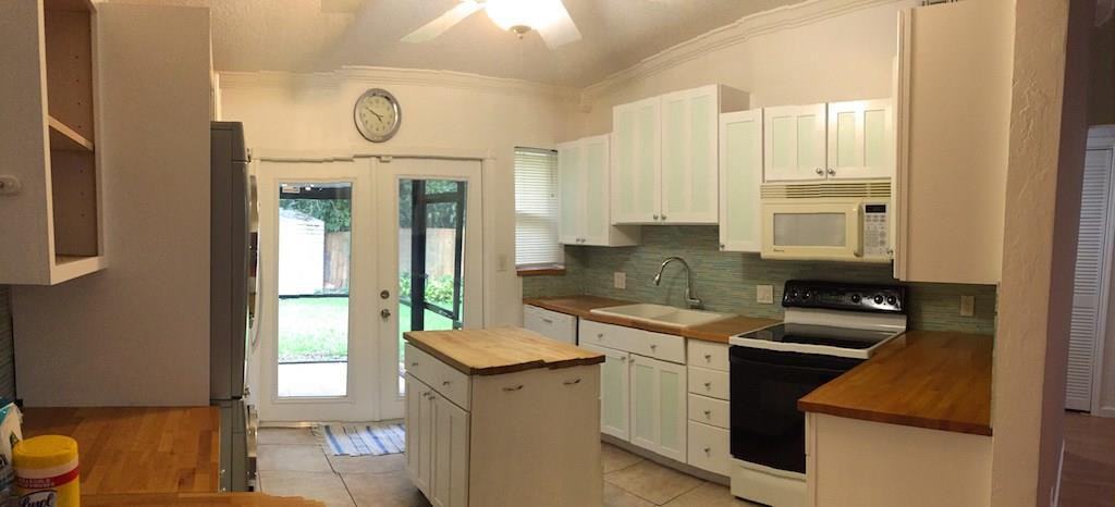 1226 Southwest 18th Avenue - Photo 3 of 18