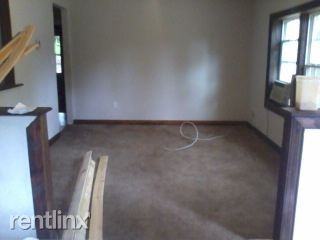 140 Hallman Loop - Photo 2 of 6