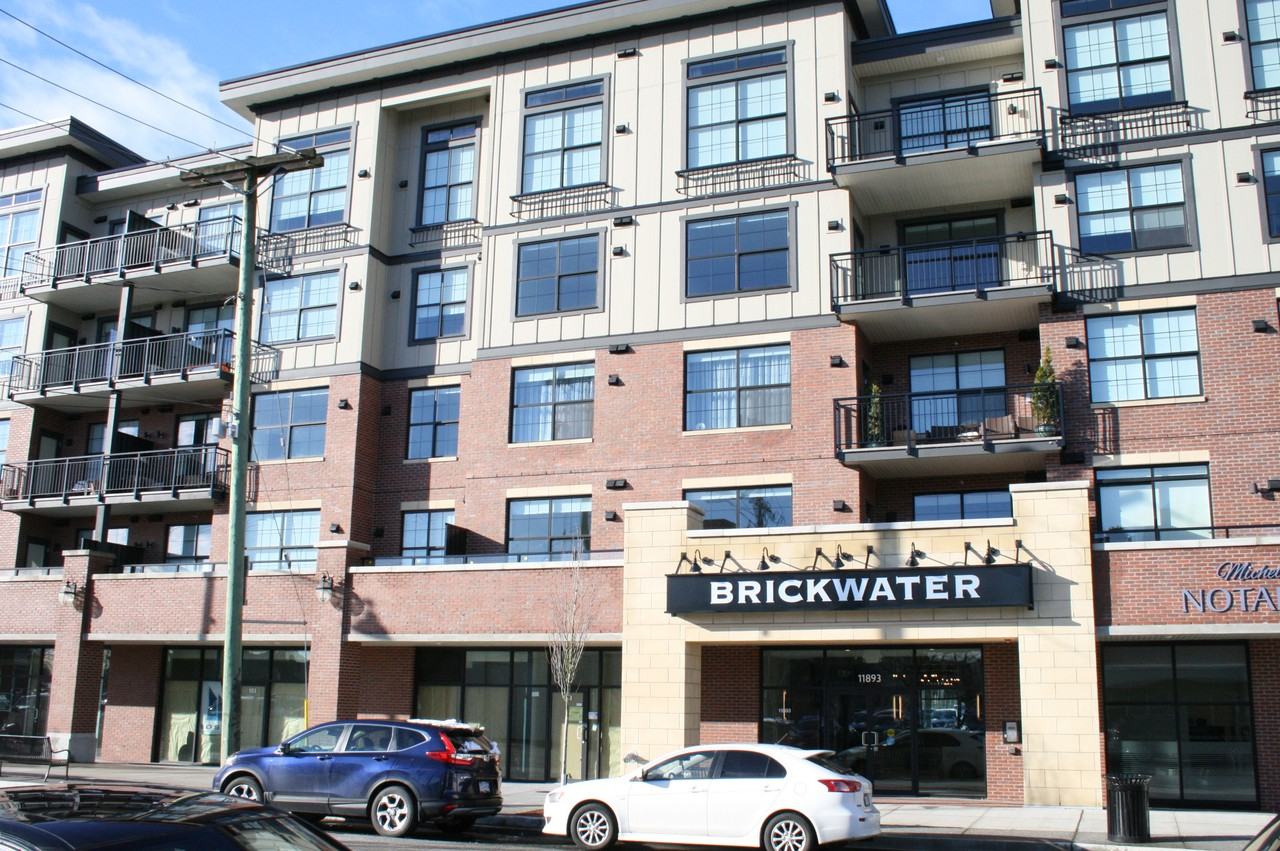 11893 227 Street, Maple Ridge, BC V2X 6H9 2 Bedroom Condo for Rent for