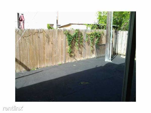 3900 SW 52nd Ave - Photo 3 of 11