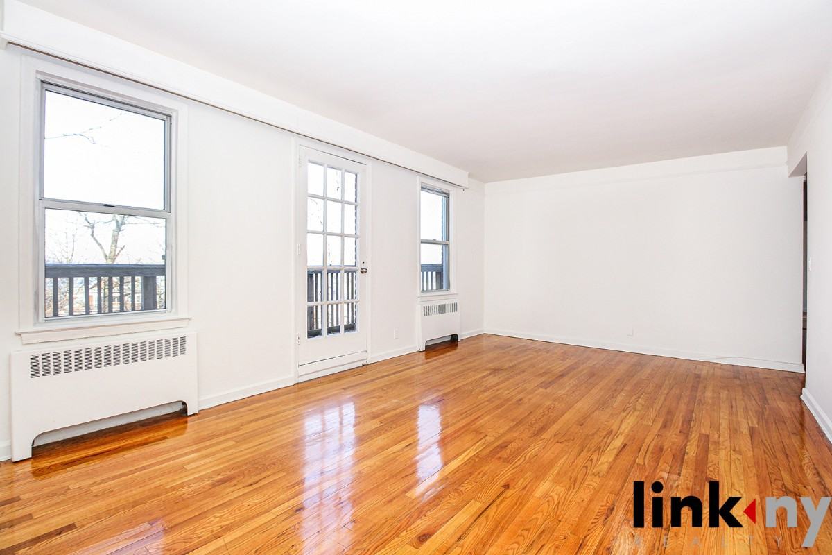 300 Broadway #6C - Photo 3 of 20