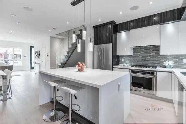 707 Crawford Street #10005