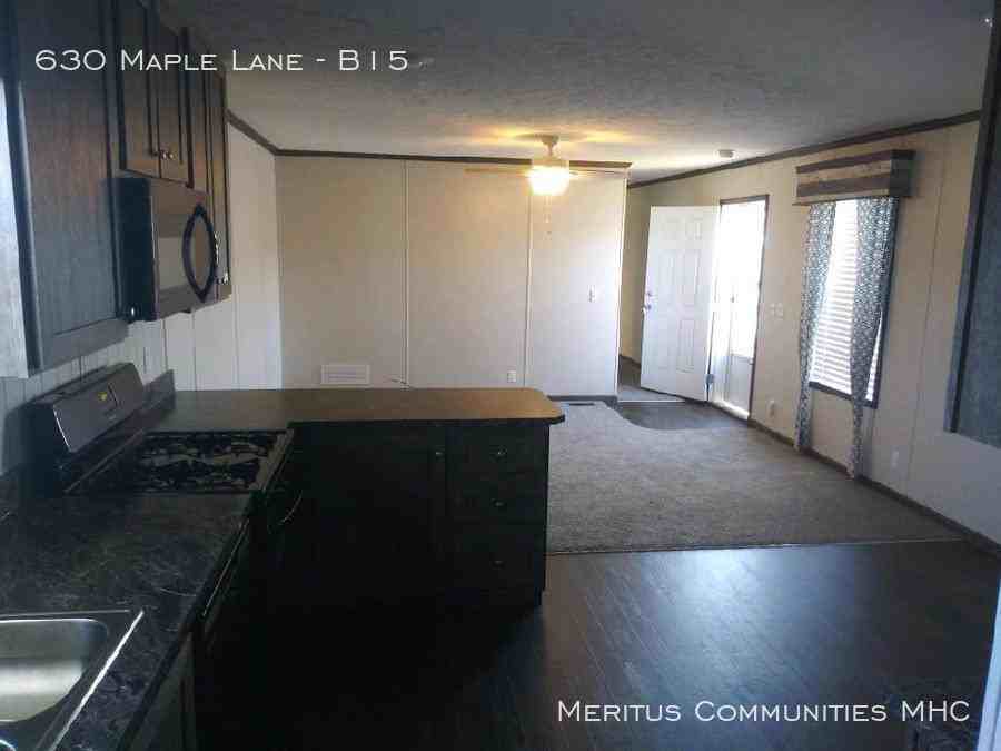 630 Maple Lane #B15 - Photo 2 of 8