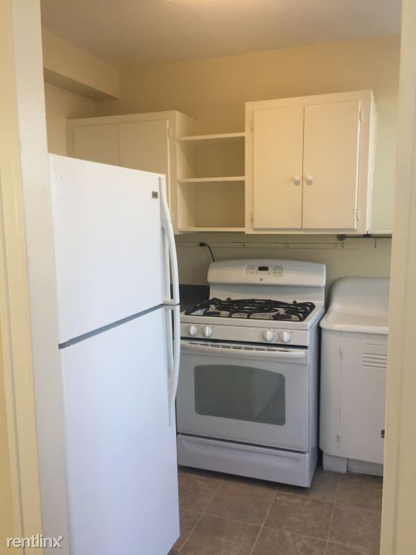 601 Cleveland Street 2f - Photo 2 of 11