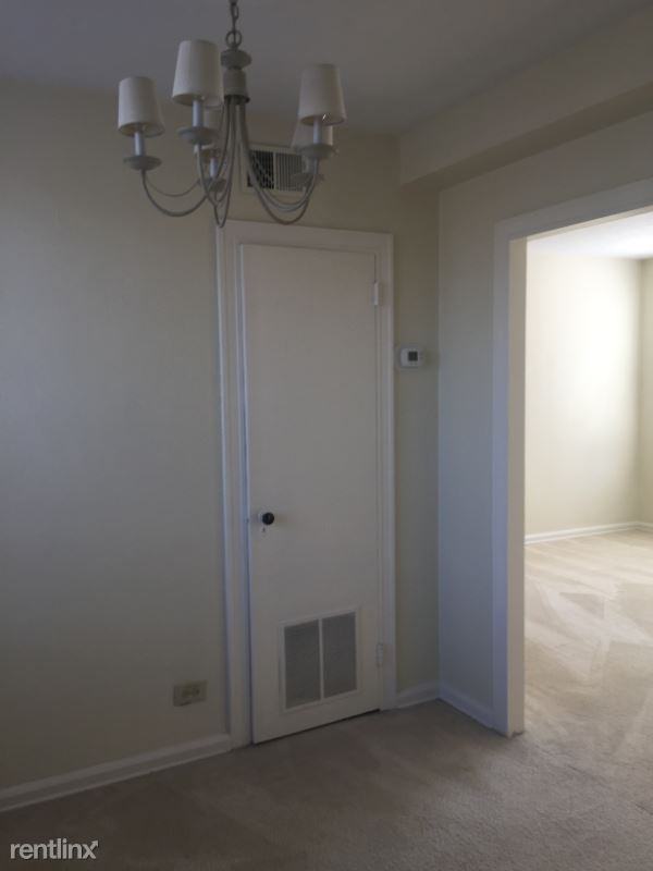 601 Cleveland Street 2f - Photo 3 of 11