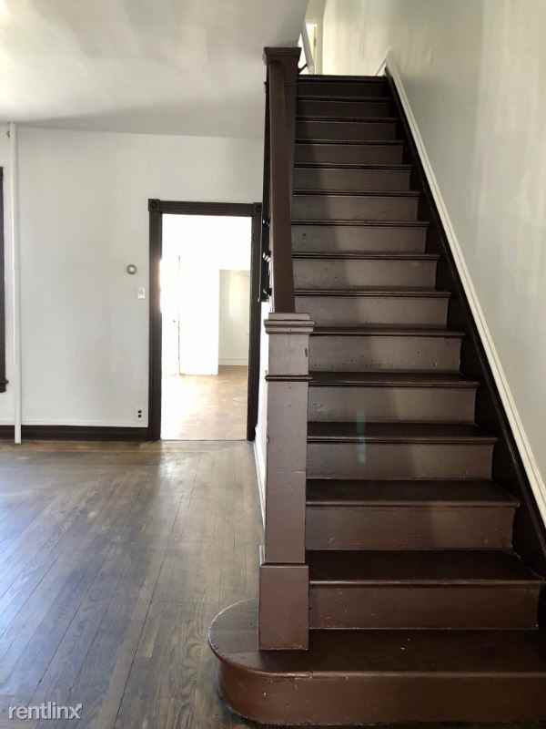 103 W Chew St - Photo 2 of 21