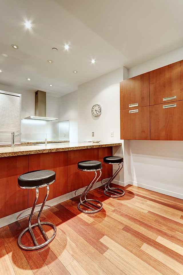 445 Avenue Viger Ouest #1300 - Photo 7 of 19