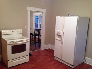 211 West Adams Street - Photo 2 of 14