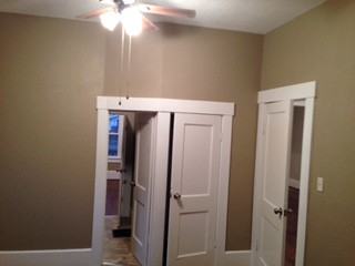 211 West Adams Street - Photo 5 of 14