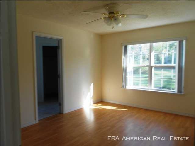 6105 Eden Square - Photo 3 of 7