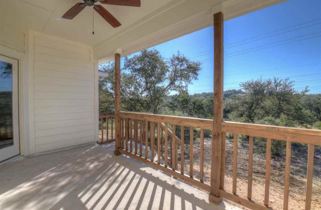 403 Knights Row - Photo 3 of 13