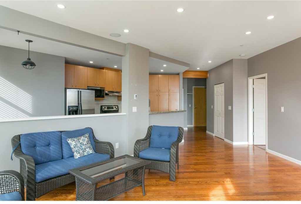 580 Raven Woods Drive - Photo 3 of 17