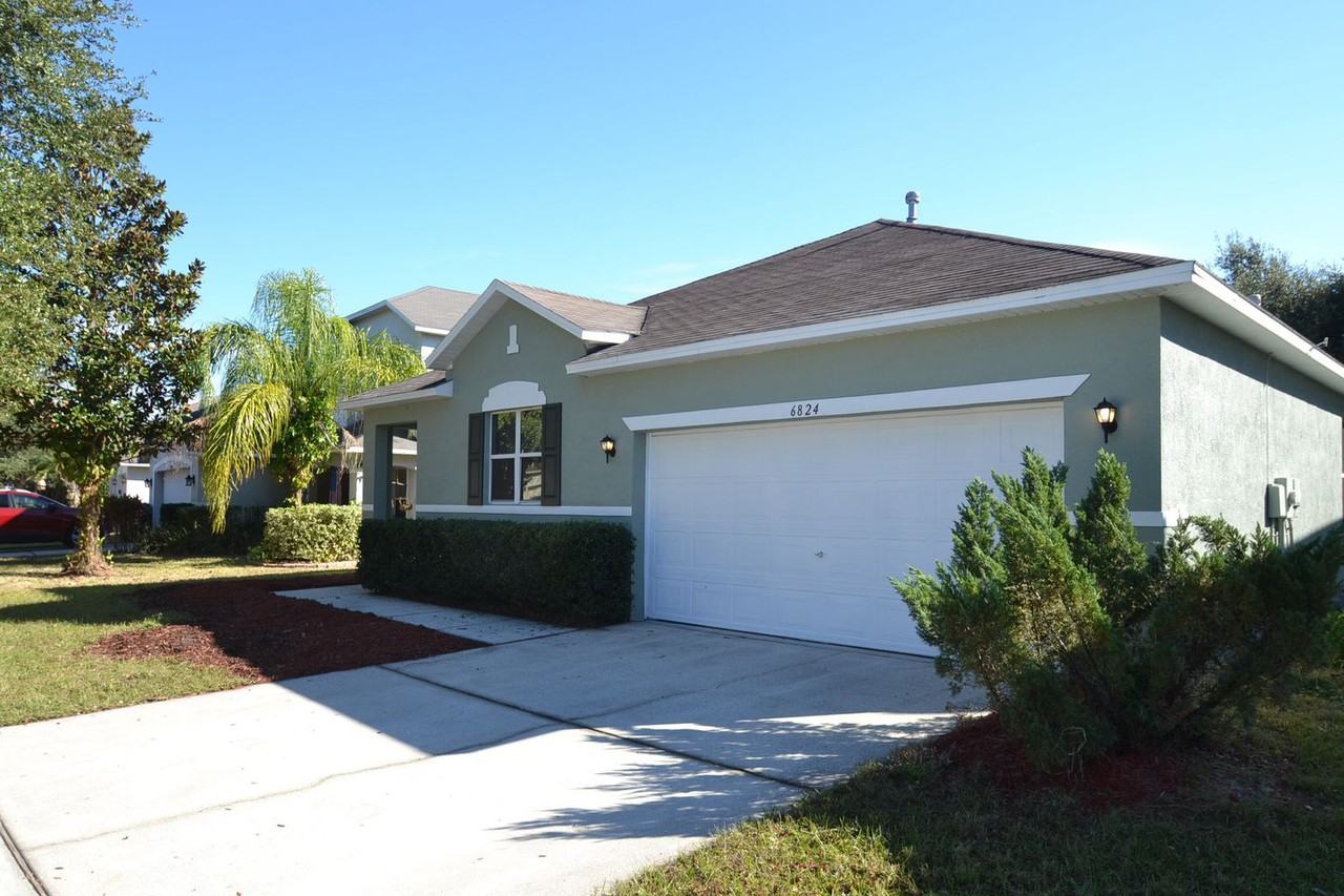 6824 Waterton Dr - Photo 2 of 23