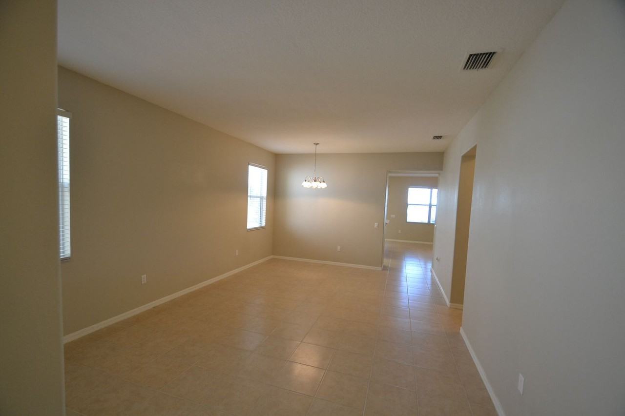 6824 Waterton Dr - Photo 3 of 23