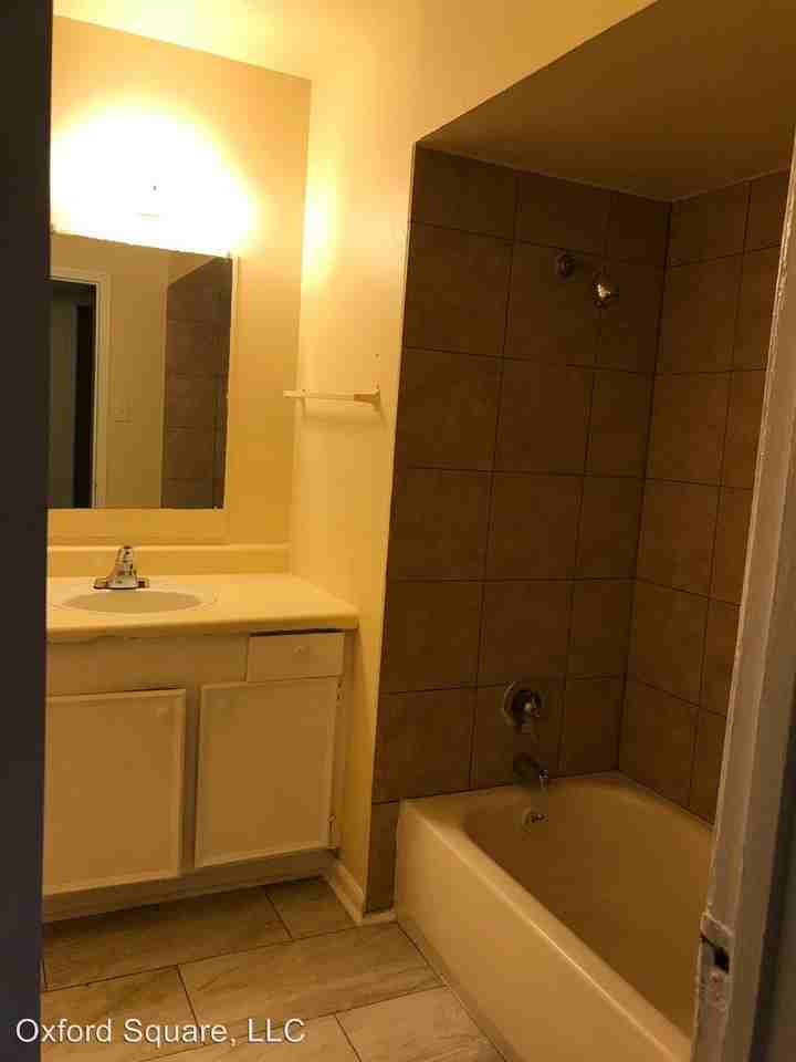 4410 Oxford Street - Photo 3 of 4