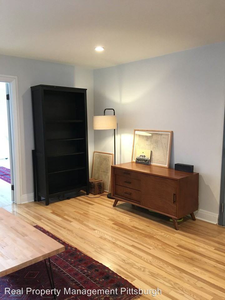 5619 East Liberty Blvd - Photo 2 of 12