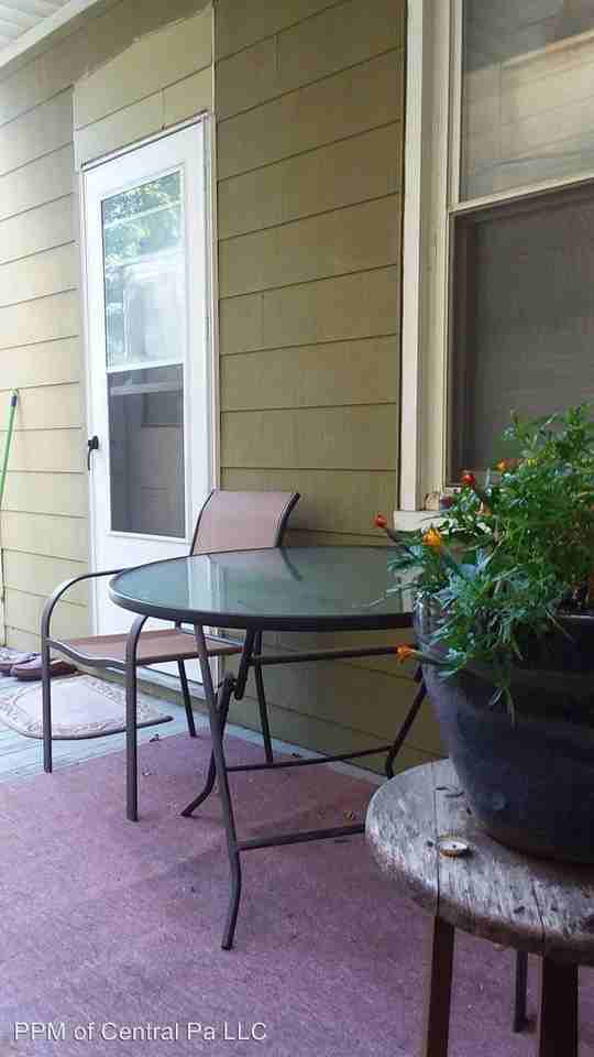 134 S. Main Street - Semi-Detached 2 Bedroom - Photo 3 of 40