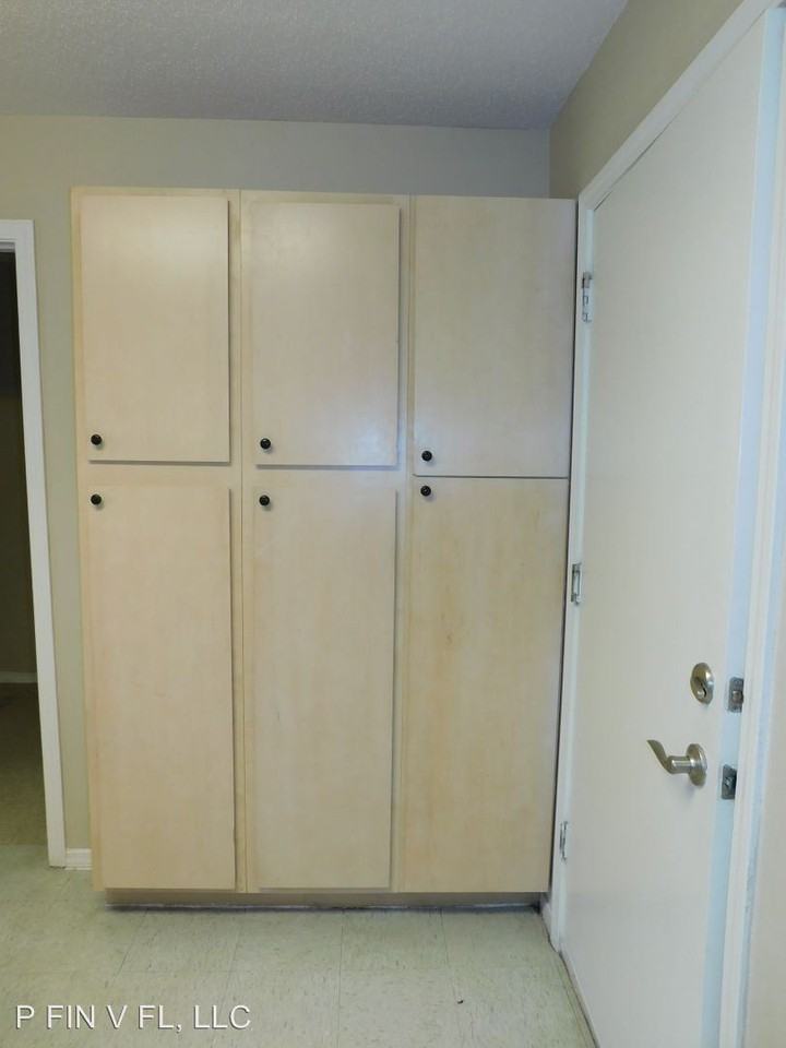 90 Valtameri Ct - Photo 3 of 22