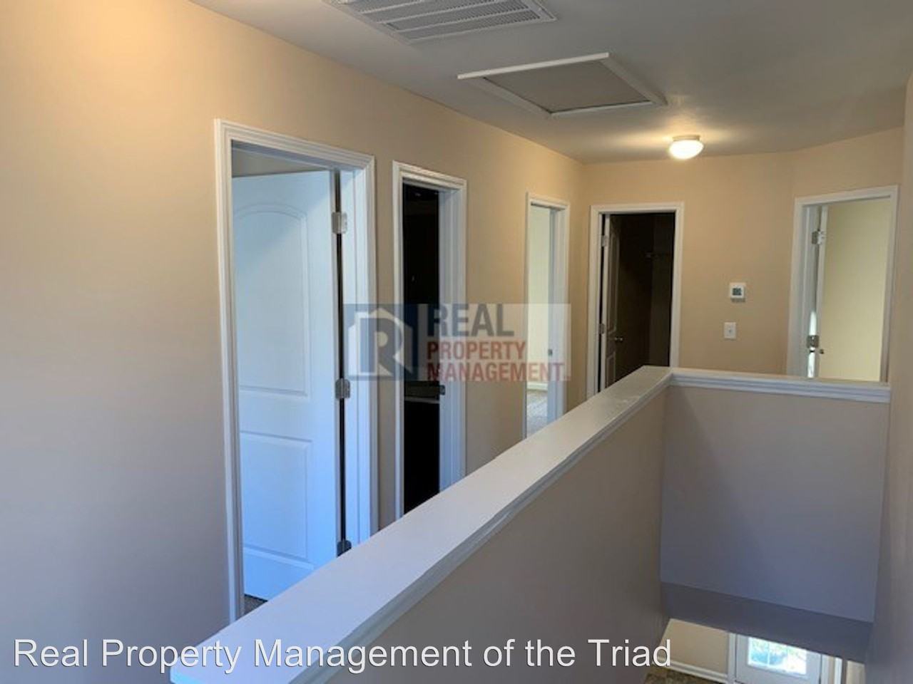 3916 Mountainridge Drive - Photo 3 of 12