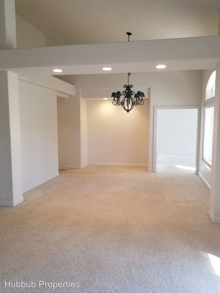 2745 Pacific Ave. - Photo 3 of 14