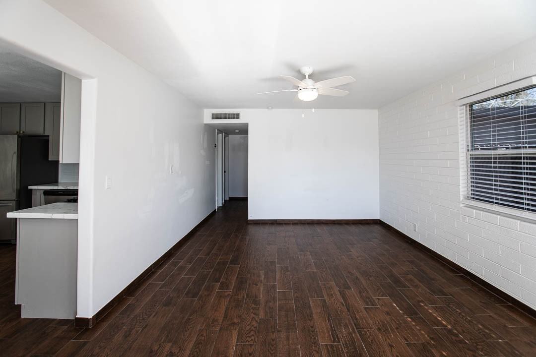 120 E Cullumber Ave - Photo 4 of 23