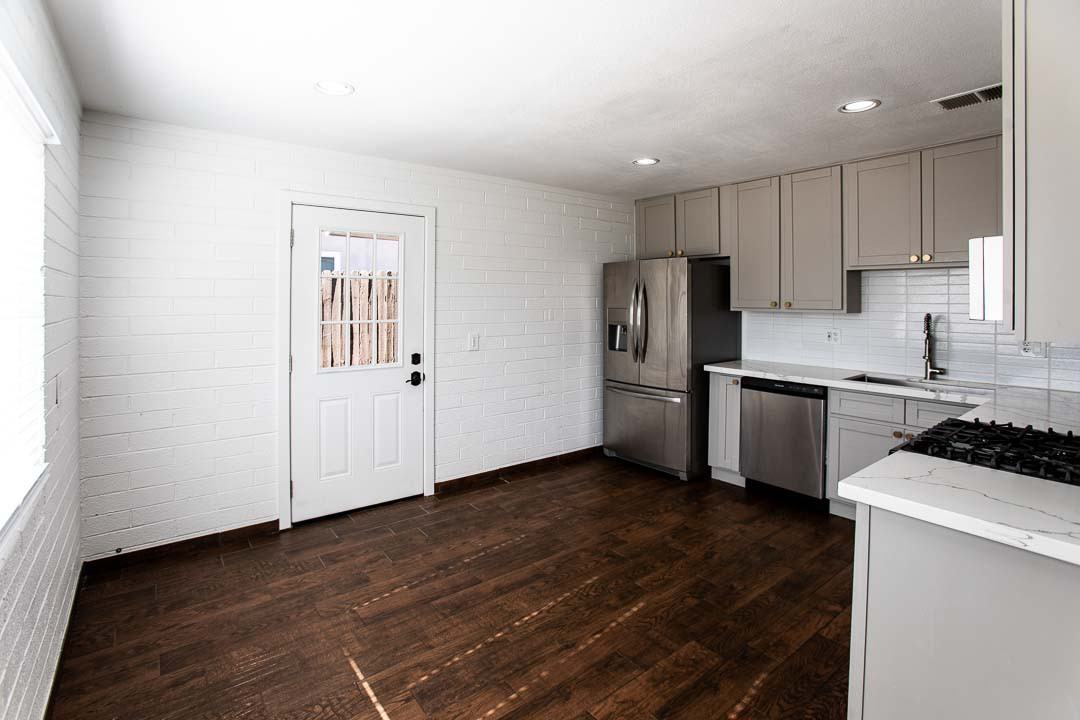 120 E Cullumber Ave - Photo 5 of 23