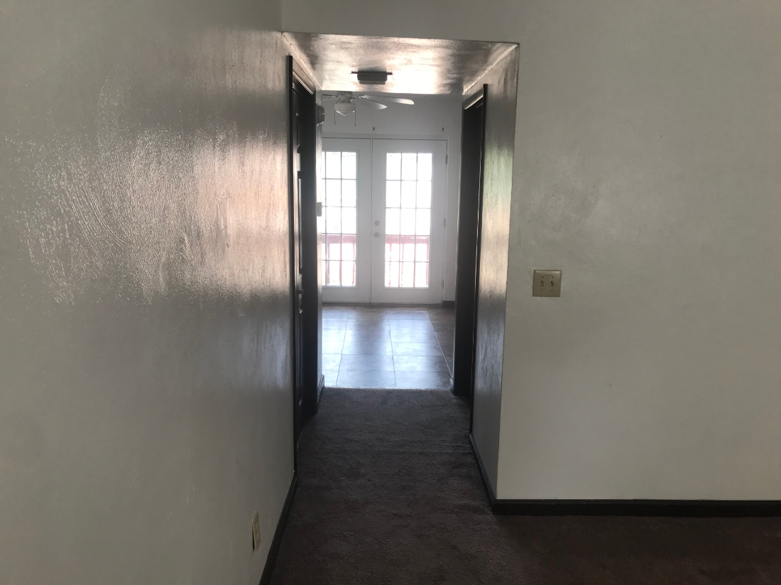 5108 Shannon Dr - Photo 3 of 11