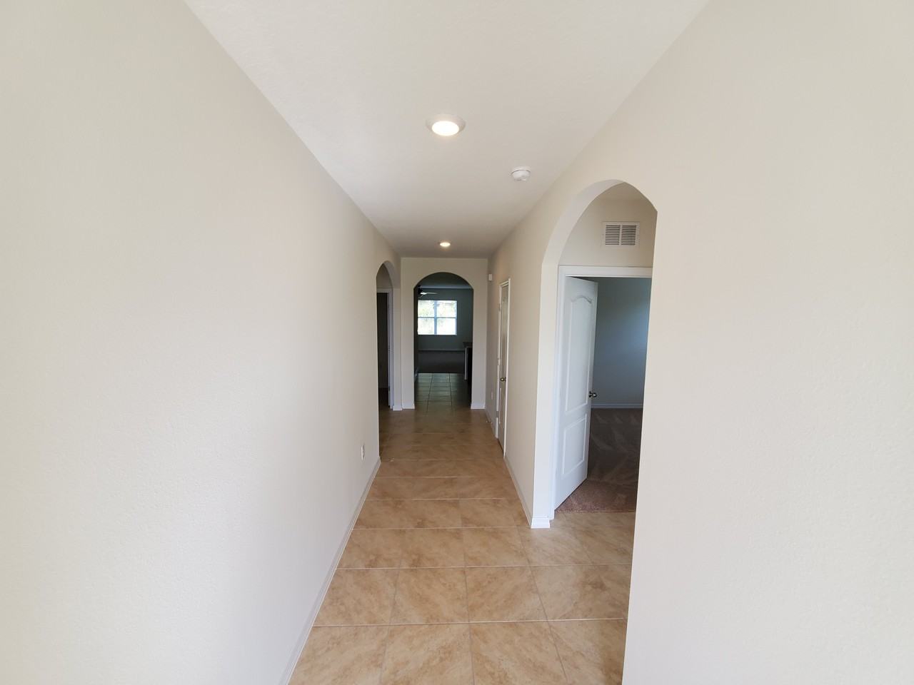 930 Summer Glen Dr - Photo 2 of 15