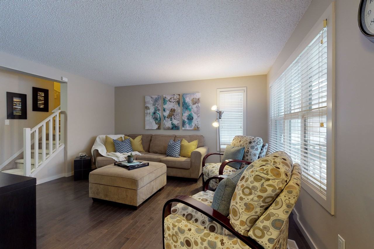 5106 1b Avenue - Photo 3 of 22