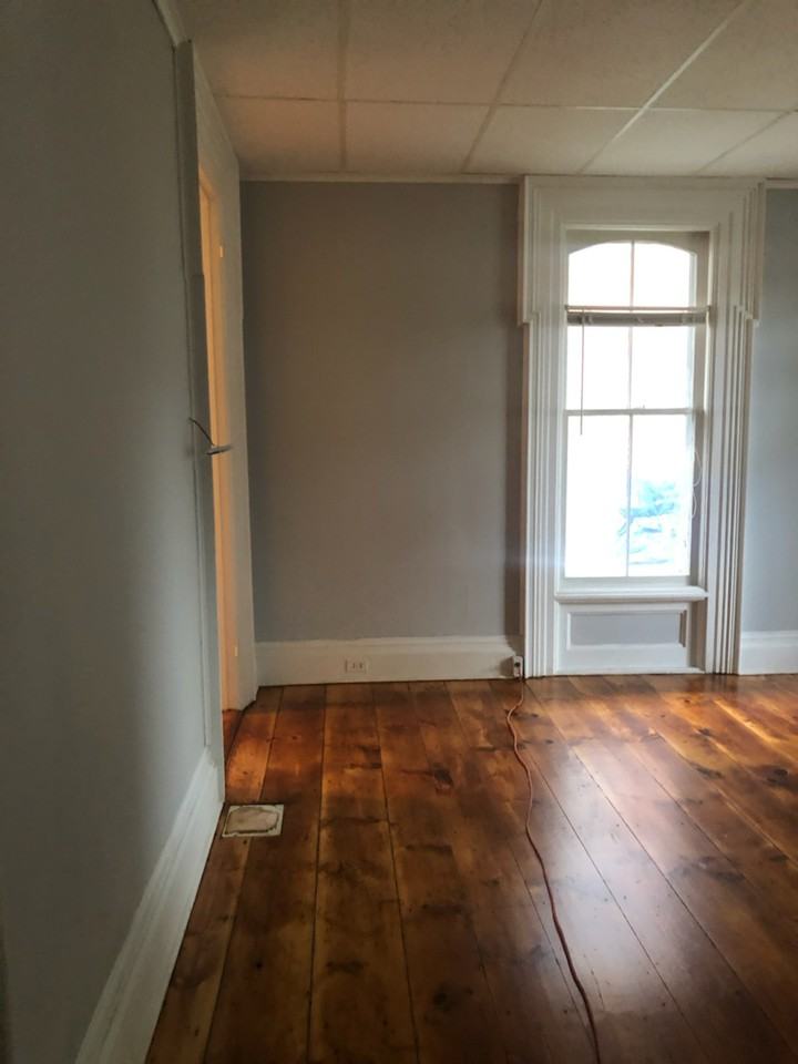 Duplex - Photo 2 of 5