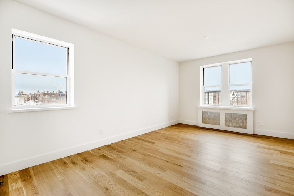 130 Martense Street - Photo 7 of 13