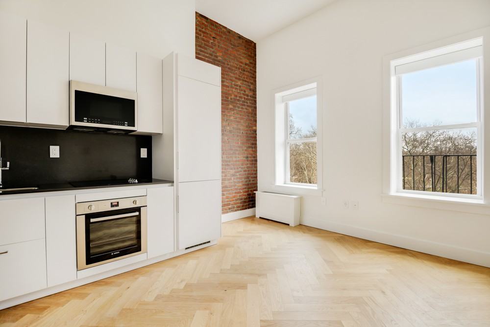 181-182 Prospect Park West - Photo 4 of 13