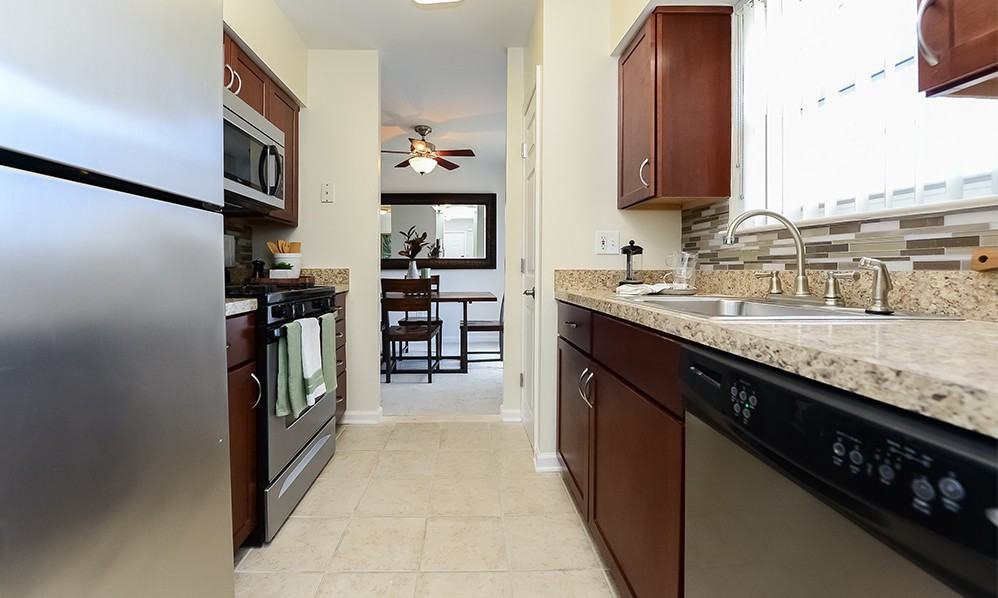 Sherry Lake Apartment Homes - Photo 3 of 28