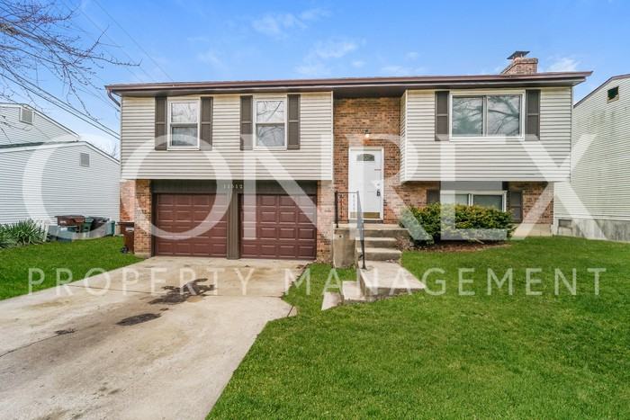 11512 Pippin Road - Photo 2 of 10