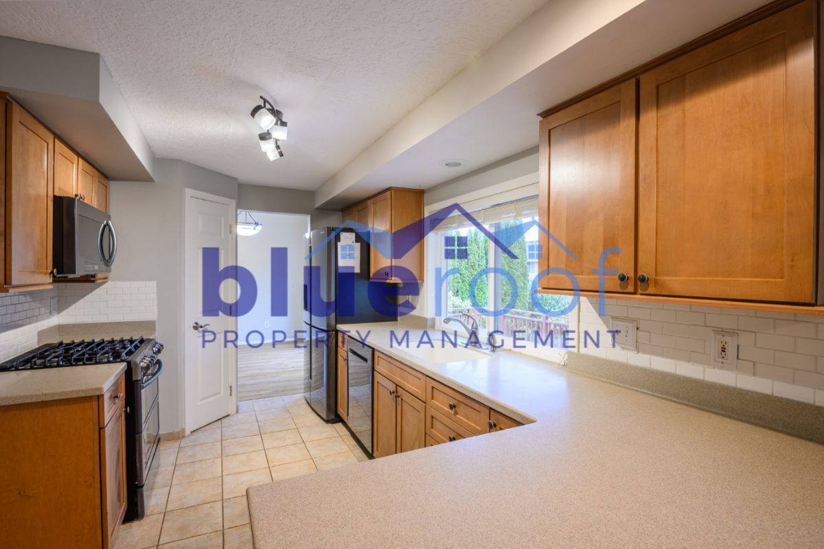 11025 Southeast Flavel Street - Photo 2 of 7