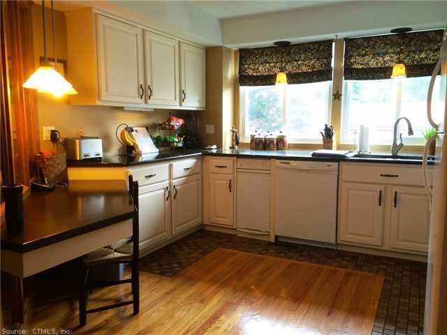 3 Wickham's Fancy - Photo 3 of 17