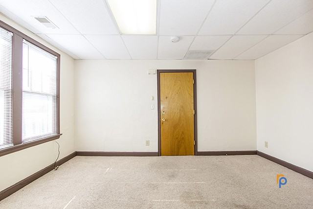 714 South 17th Street #B4 - Photo 2 of 7