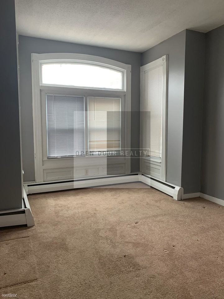 195 Wooster St - Photo 3 of 11