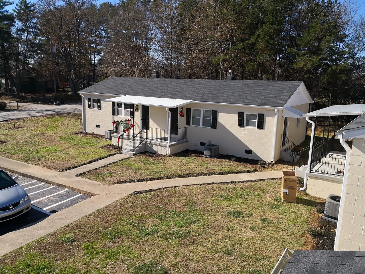 Kennedy Pointe - Photo 3 of 8