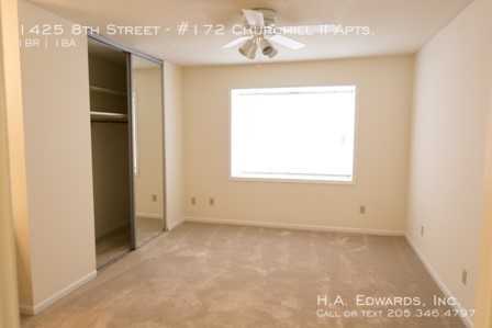 1425 8th St - Photo 6 of 9