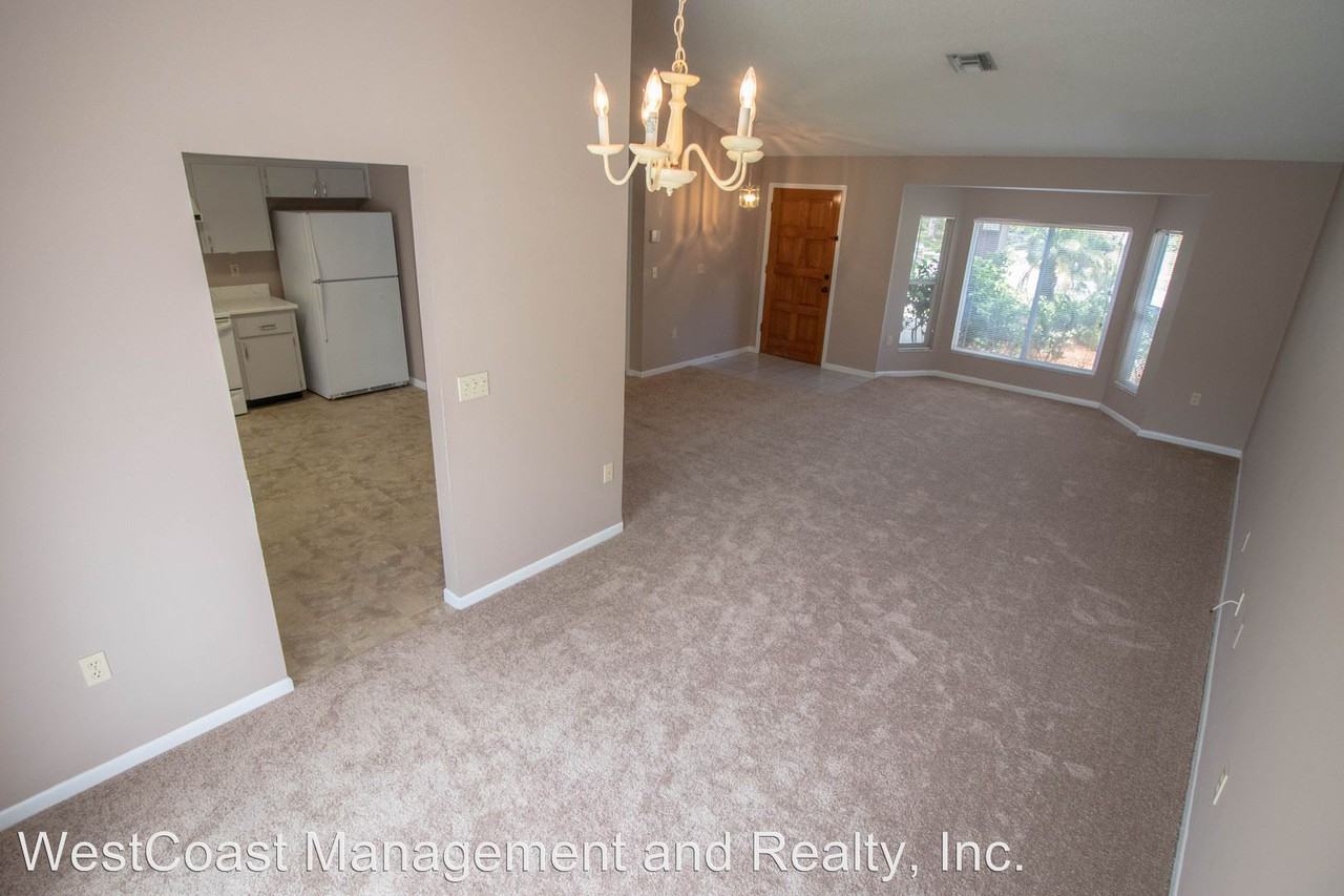 19607 Wyndmill Cir - Photo 2 of 29